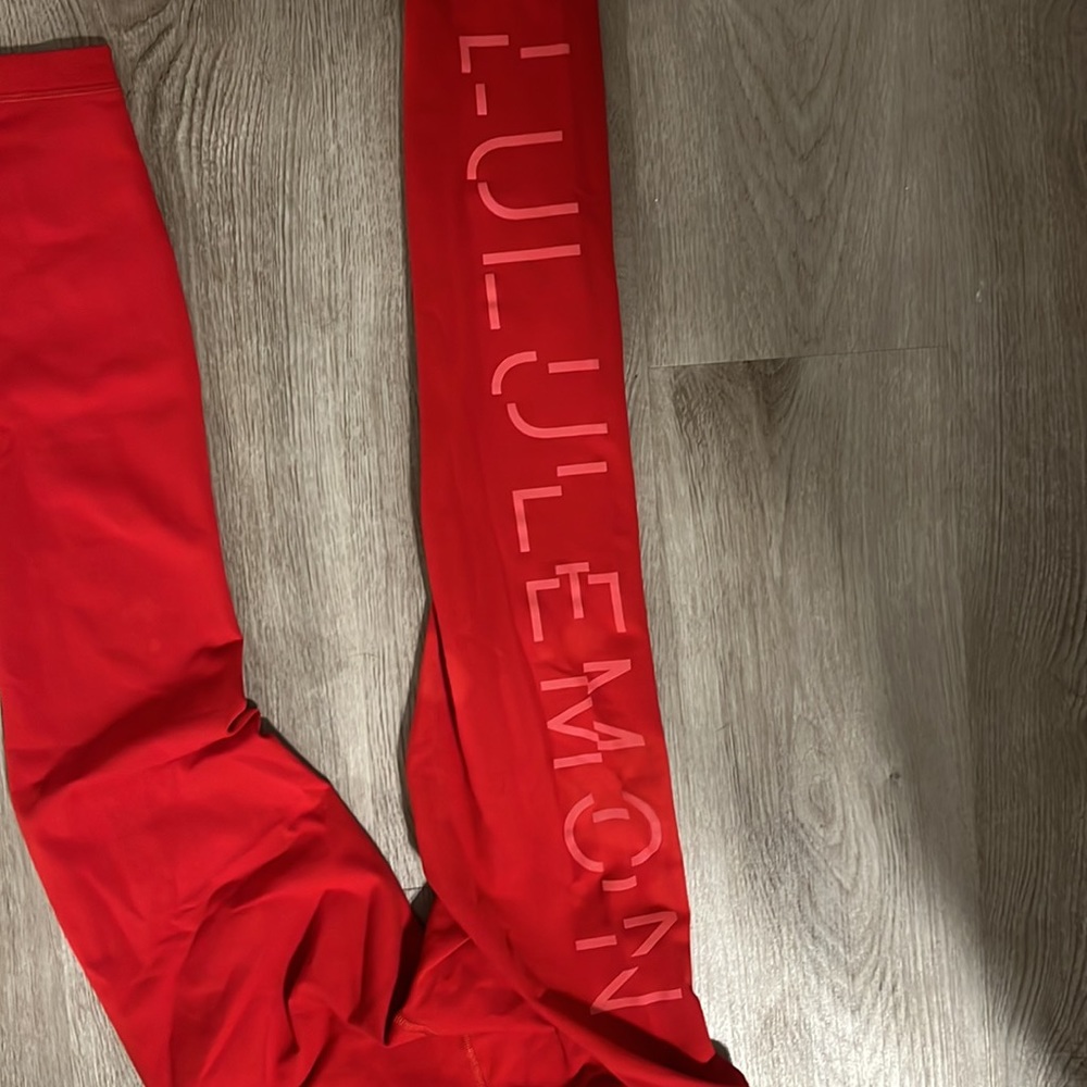 used once LIMITED EDITION lulu leggings - Picture 7 of 8